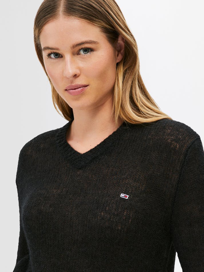 04624590-E701-F204-0217-8241F3C0F7AA