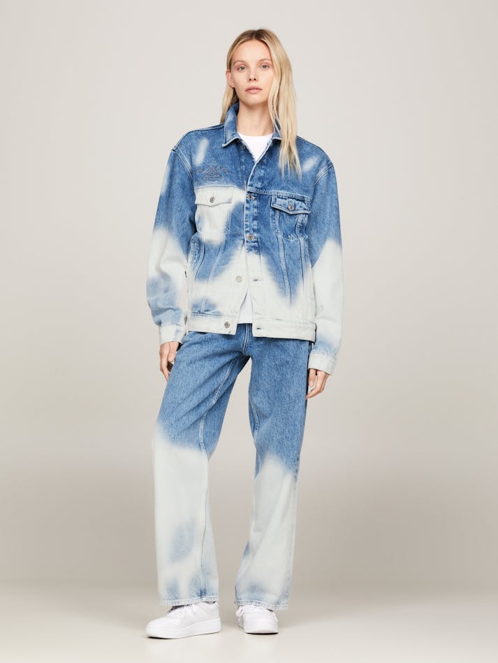 0C02B856-2CA7-0D86-4129-6D1172F70639