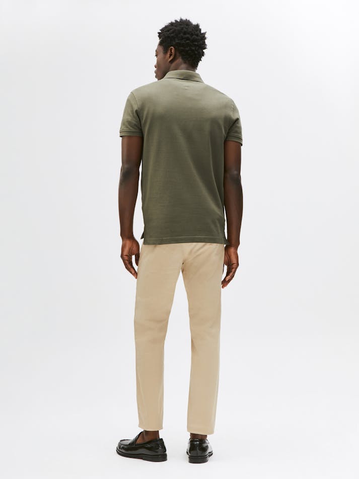 251A35D9-2864-25BE-B408-D4864C650B07