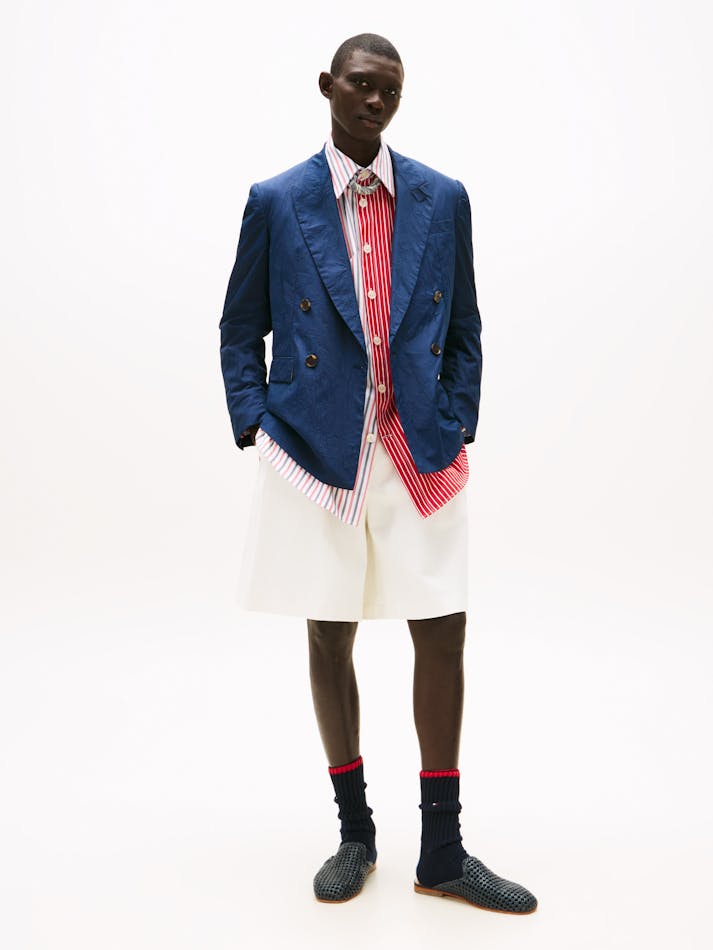 2FB54A8D-122F-9B61-DEFC-151CE35E490D