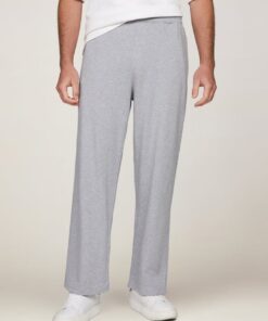 RELAXED BADGE SWEATPANT