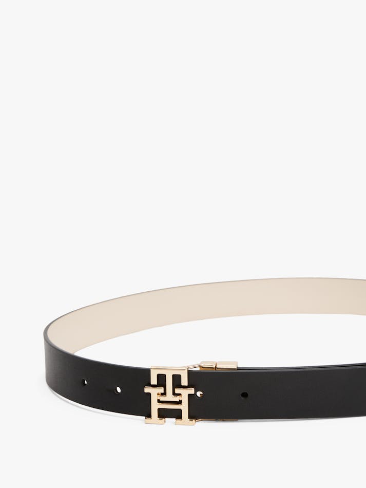 571432D5-6743-FF92-8EBA-1451E037AE27