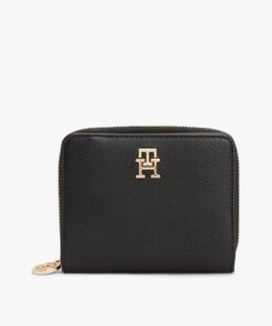 TH MONOGRAM PLAQUE WALLET