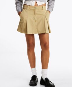 PLEATED FLAP POCKET MINI SKIRT