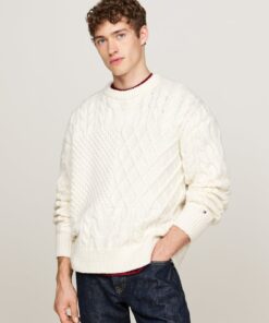 WOOL RICH CABLE KNIT V-NECK JUMPER