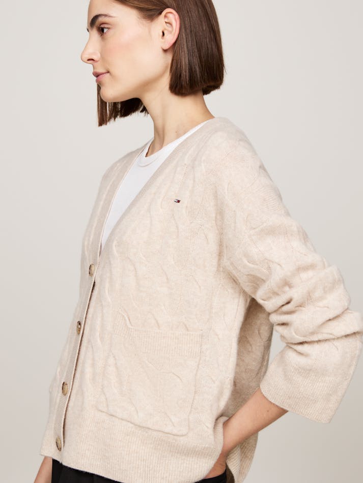 B7D53926-EB0B-3CA3-F49C-017F5D07E75E