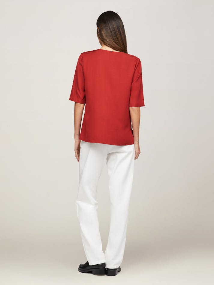 BE4BCA7C-46FF-6733-1ADD-506EA3F46A0D