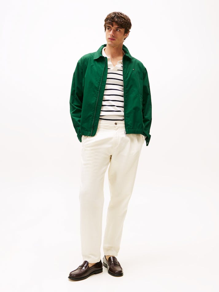 CAD6DB30-2615-8068-9884-8A6D276FD8C9