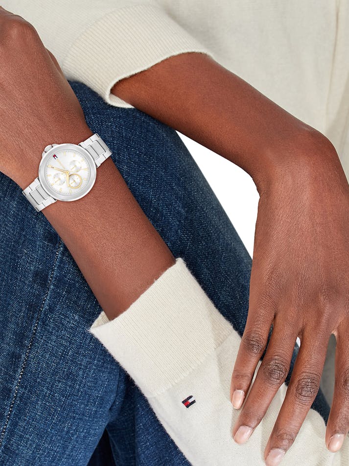 DE3F3CB3-4B6E-9958-F195-54A8030D8CF1