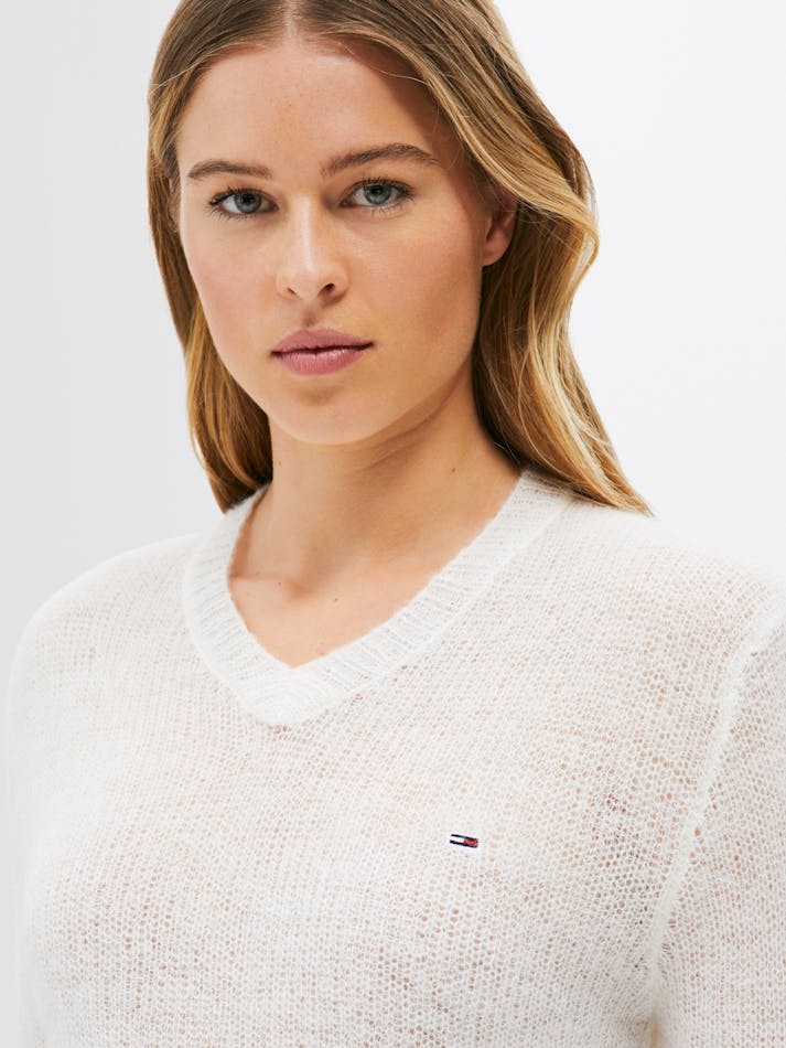 DF1ED36D-92CA-B974-2556-47528B98F8E1