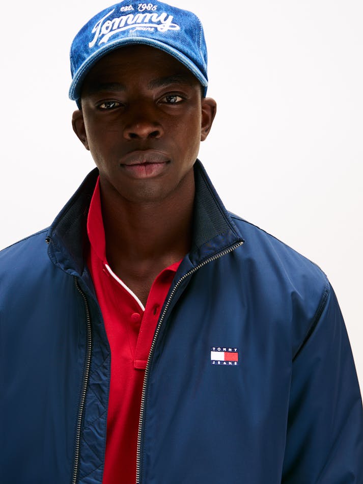 E3A5C94B-F95F-3739-3C3A-EA021387A6B5