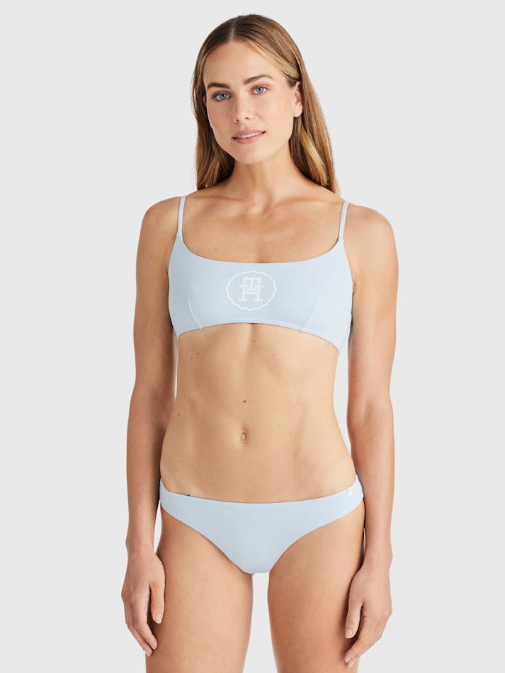 E87B38D8-04BA-6557-8B3C-937D8D0A4C70