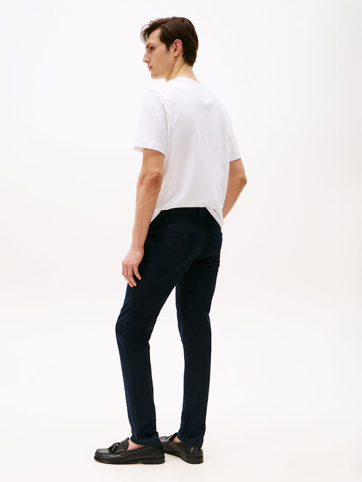 1CDC27A3-E4E1-29BB-844B-6B11D9400B34