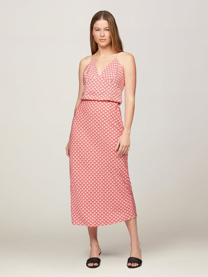 1E442380-BA76-7637-619D-6109854892E7