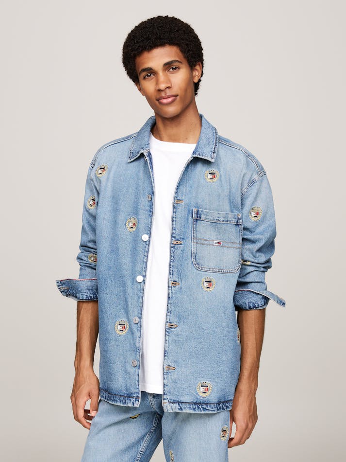 6043EB25-7F13-9889-F652-9A507AC8C423