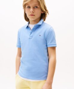 BOYS 8-16 ESSENTIAL FLAG EMBROIDERY REGULAR FIT POLO