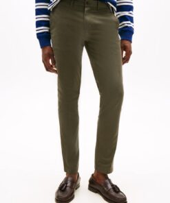 1985 ESSENTIAL BLEECKER SLIM FIT CHINOS