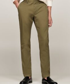 1985 ESSENTIAL BLEECKER SLIM FIT CHINOS