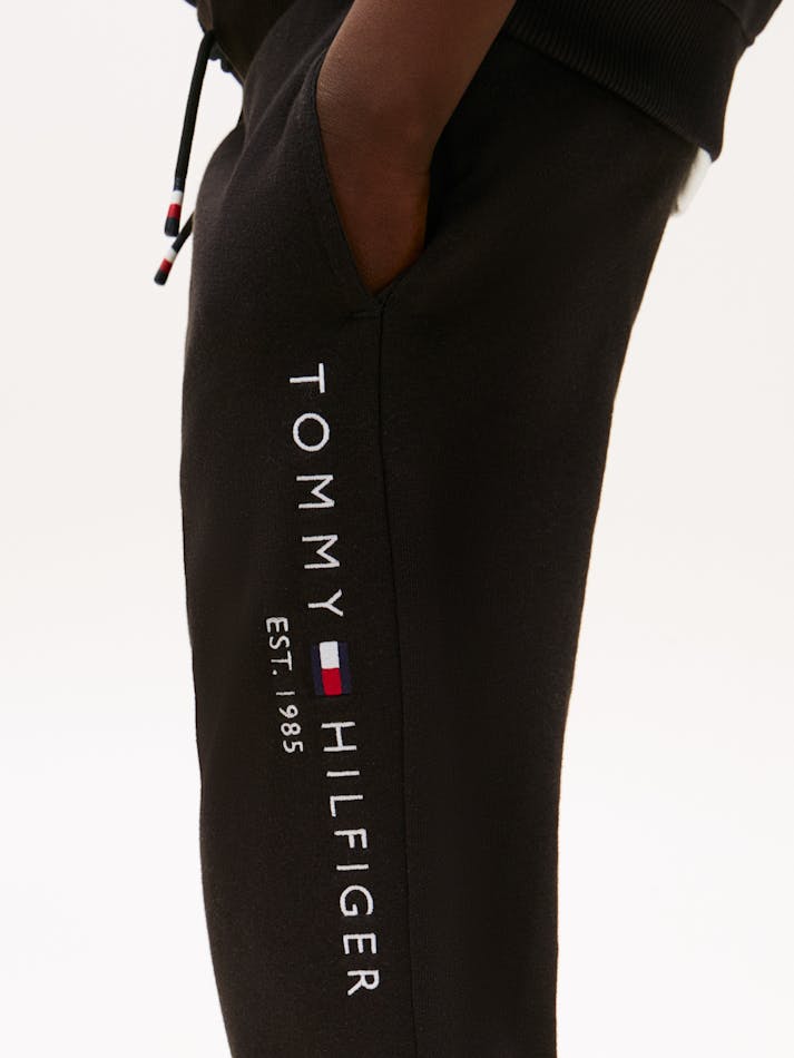 D64407EA-C32B-601A-0C7C-3C2B11364D52